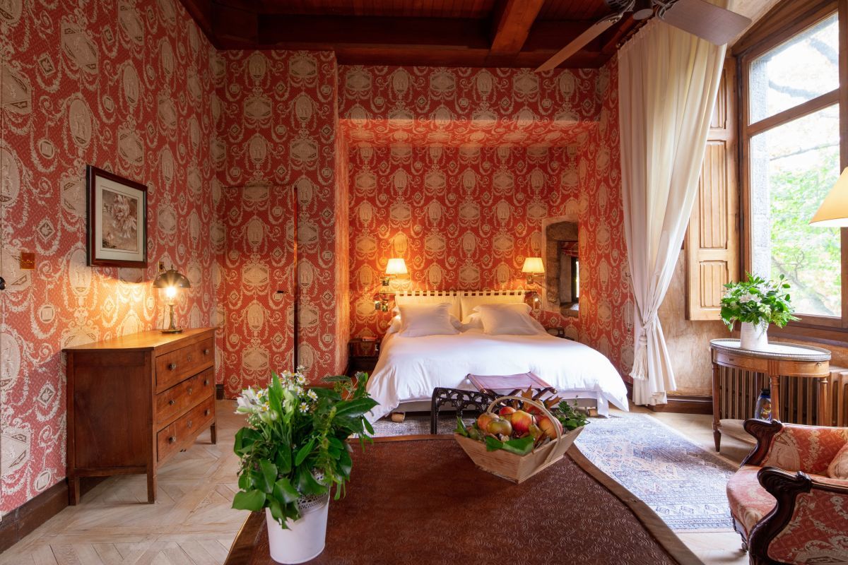 Chateau de Riell - Superior Room