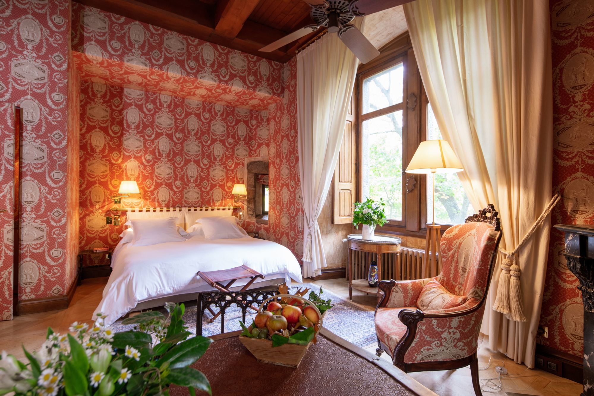 Chateau de Riell - Superior Room